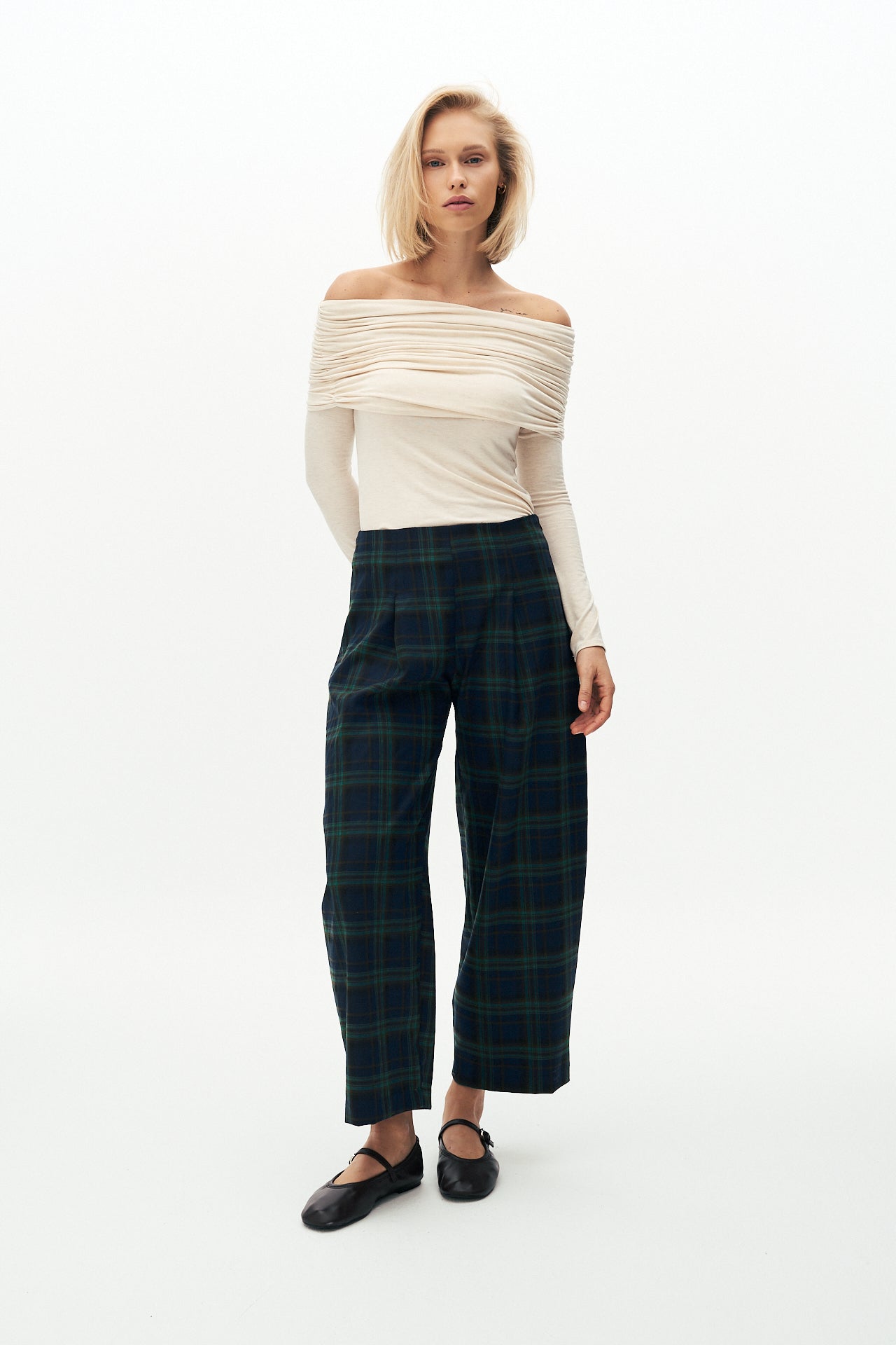 Plaid barrel fit trousers