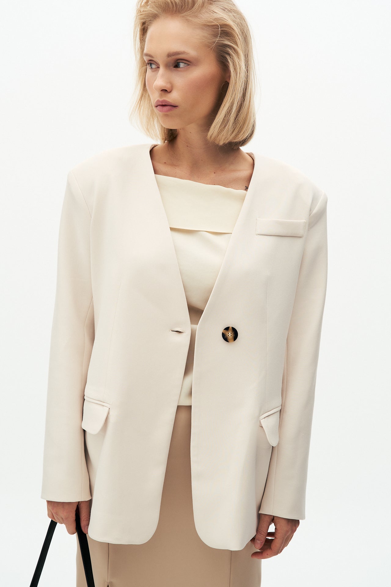 Ecru white oversize blazer