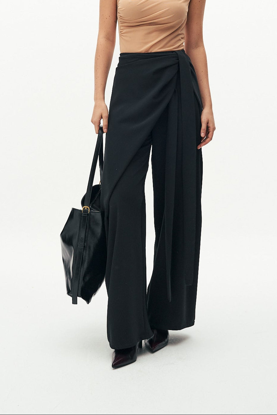 Crepe knot trousers
