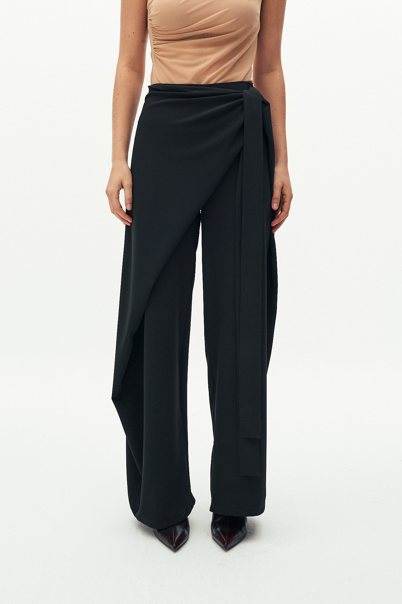 Crepe knot trousers