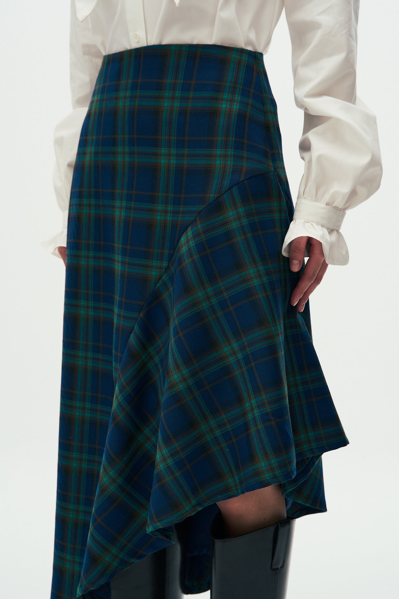 Plaid midi skirt
