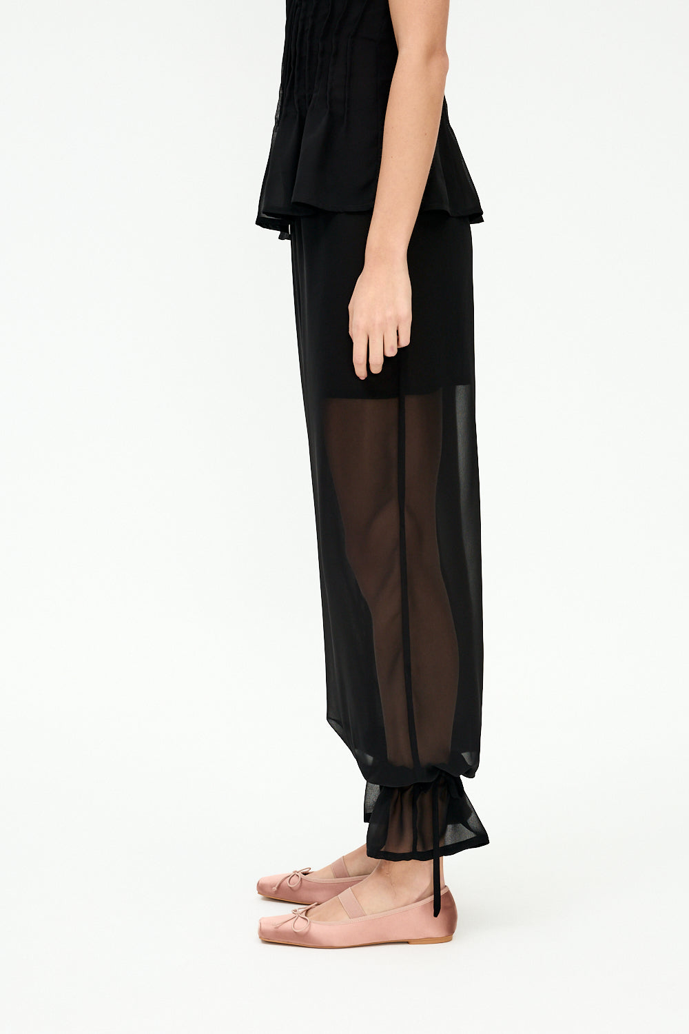Black georgette balloon trousers